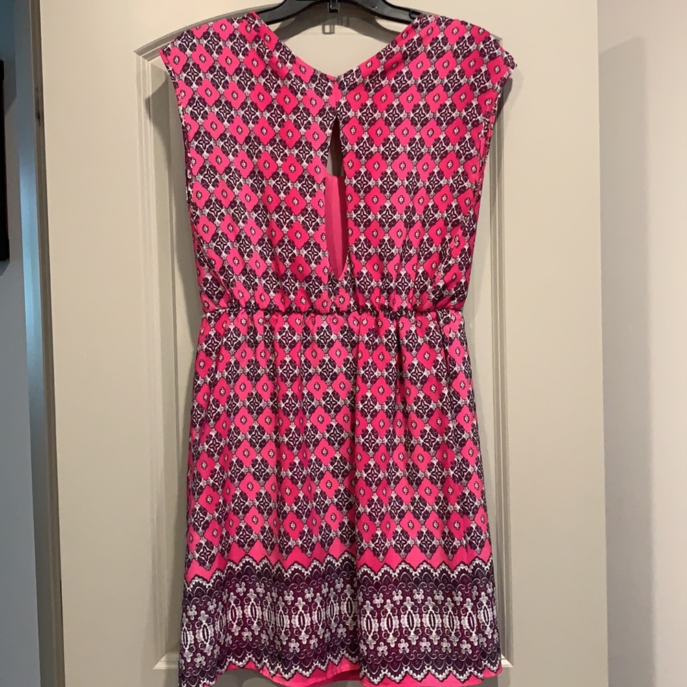 Pink patterned dress - Picture 2 of 2